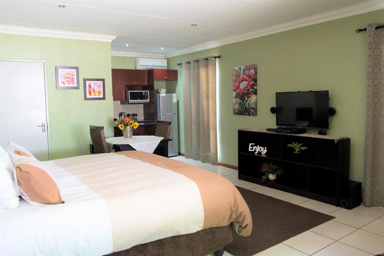 באנוני Summer Garden Guest House מראה חיצוני תמונה