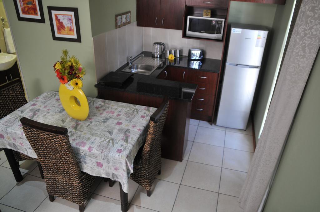 באנוני Summer Garden Guest House מראה חיצוני תמונה